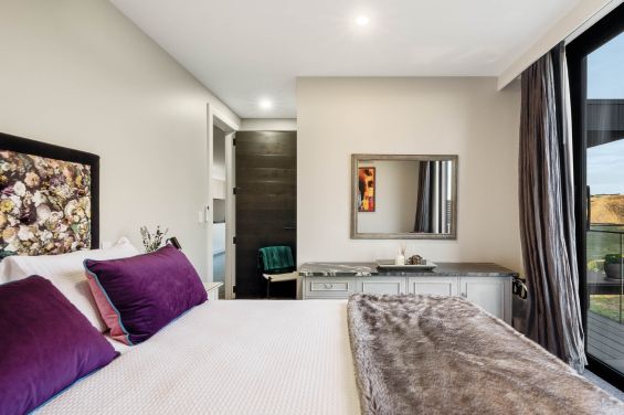 The Black Cottage - bedroom